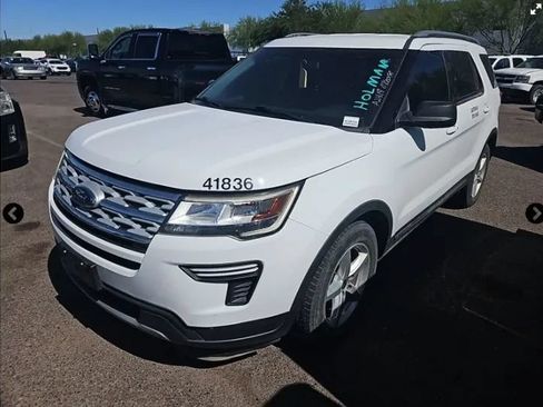 Used 2018 Ford Explorer XLT FWD image 1