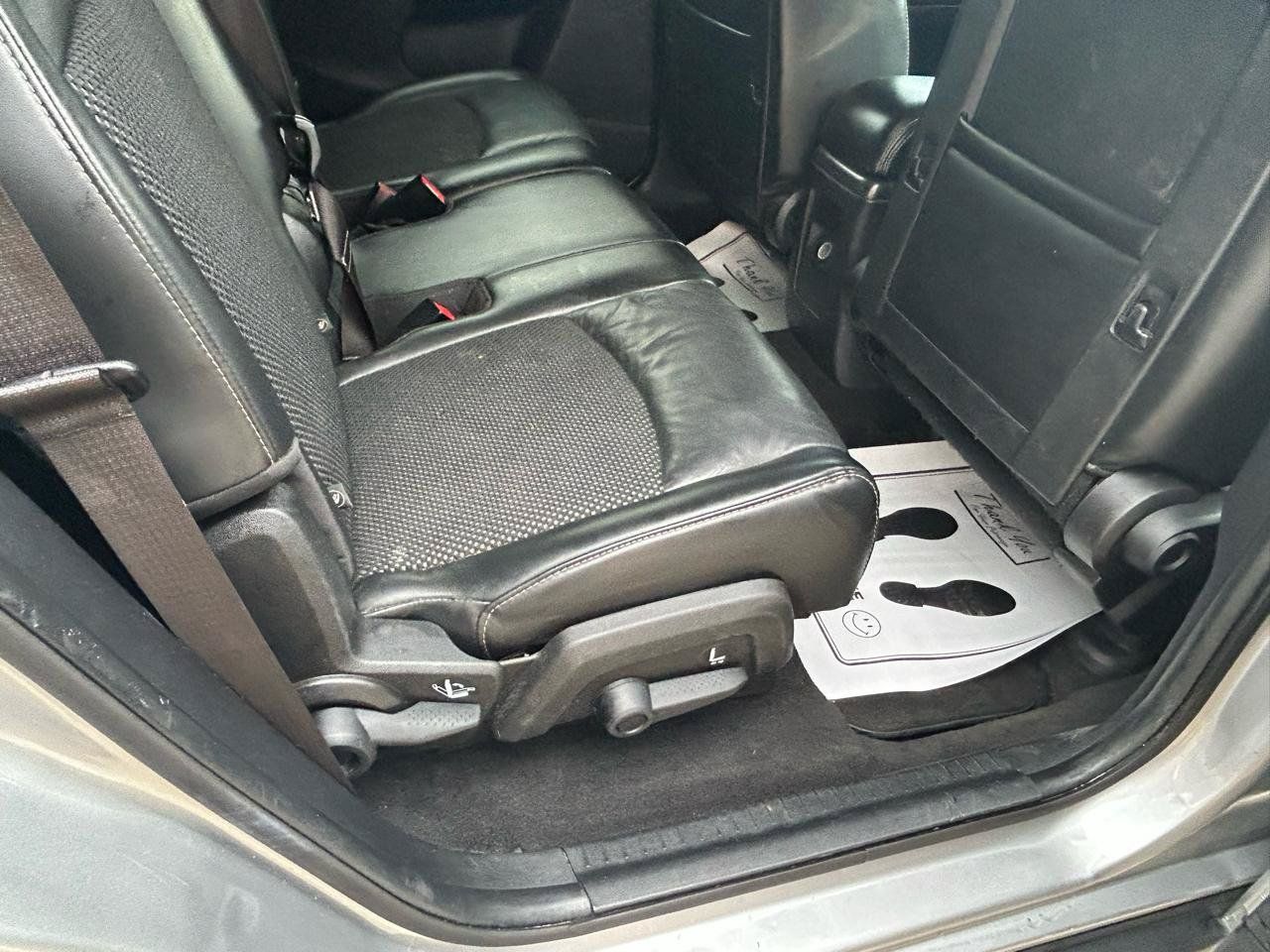 Used 2019 Dodge Journey Crossroad FWD image 11