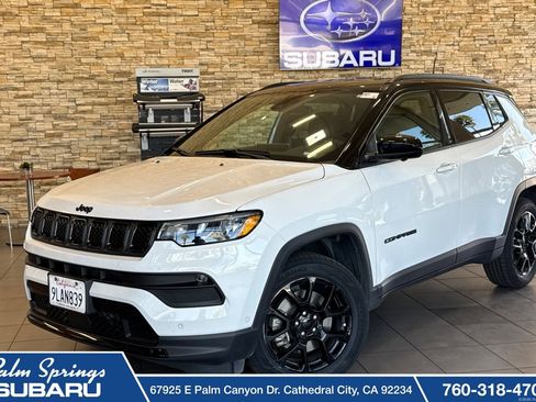 Used 2023 Jeep Compass Altitude w/ Convenience Group image 1