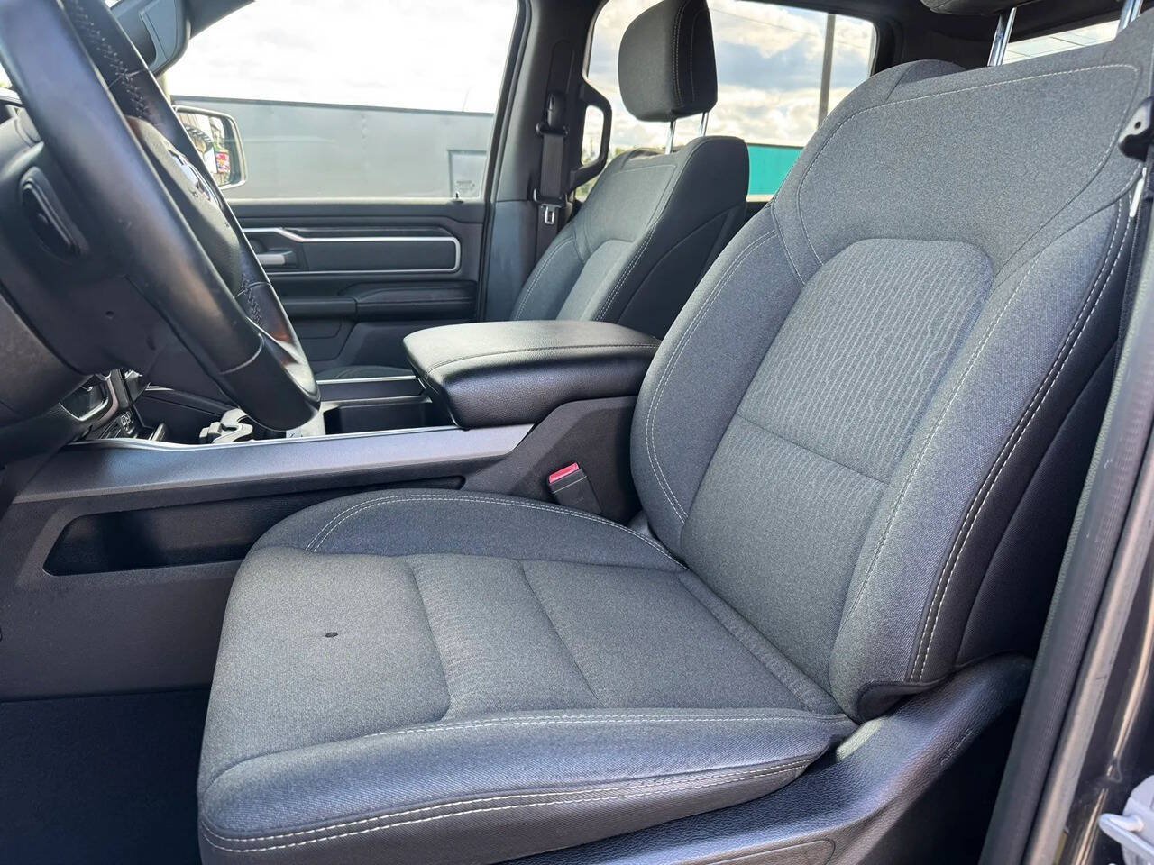 Used 2019 RAM 1500 Big Horn AWD/4WD image 10