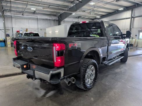 Used 2025 Ford F250 Lariat w/ Chrome Package AWD/4WD image 3