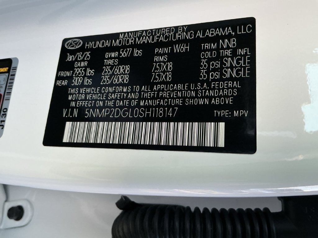 Used 2025 Hyundai Santa Fe SEL AWD/4WD image 25