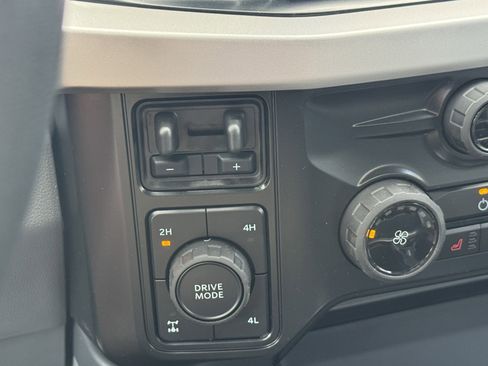 New 2026 Ford F250 XLT w/ XLT Premium Package image 20