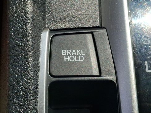 Used 2019 Honda Civic LX image 22