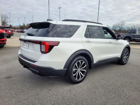 New 2026 Ford Explorer ST-Line w/ Premium Package image 36