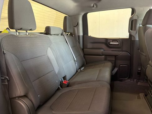 Used 2021 Chevrolet Silverado 1500 LT RWD image 30