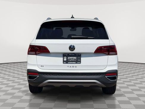 Used 2024 Volkswagen Taos SE FWD image 7