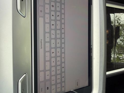 Used 2018 BMW 750i RWD image 15