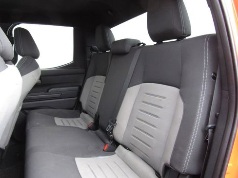 Certified 2024 Toyota Tacoma TRD Off-Road image 19