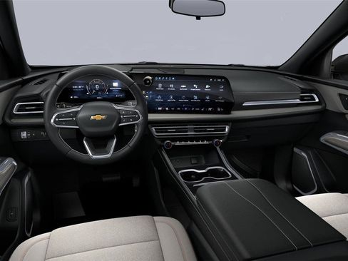 New 2026 Chevrolet Traverse LT w/ LPO, Floor Liner Package FWD image 12