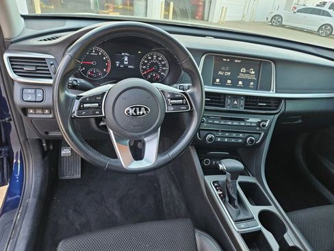 Used 2020 Kia Optima S image 16