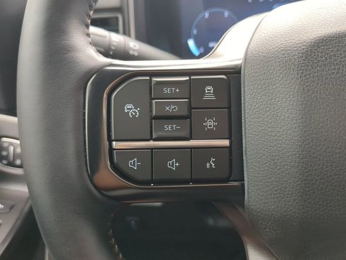 Used 2024 Ford F250 Platinum image 22