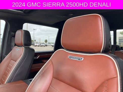 Used 2024 GMC Sierra 2500 Denali Ultimate AWD/4WD image 26