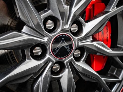 Used 2023 Chevrolet Corvette Stingray Premium Conv w/ Z51 Performance Package image 9