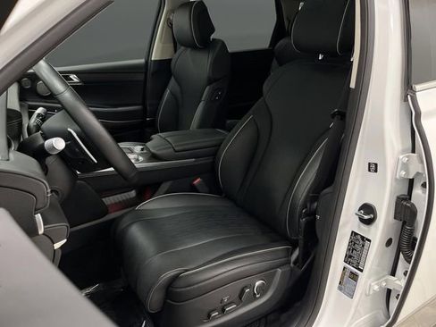 Used 2024 Genesis GV80 3.5T w/ Advanced Package image 4