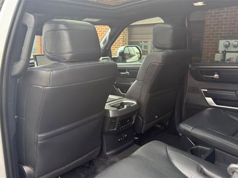 Used 2024 Toyota Sequoia Platinum AWD/4WD image 23