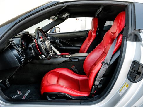 Used 2016 Chevrolet Corvette Z06 image 4