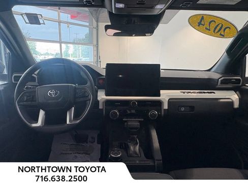Used 2024 Toyota Tacoma TRD Off-Road AWD/4WD image 15