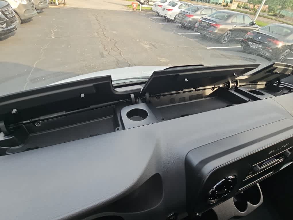 Used 2026 Mercedes-Benz Sprinter 2500 image 18