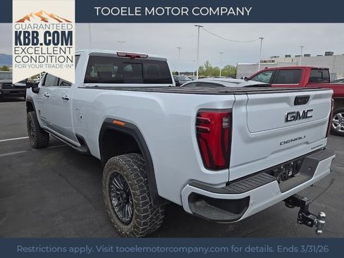 Used 2026 GMC Sierra 3500 Denali Ultimate image 4