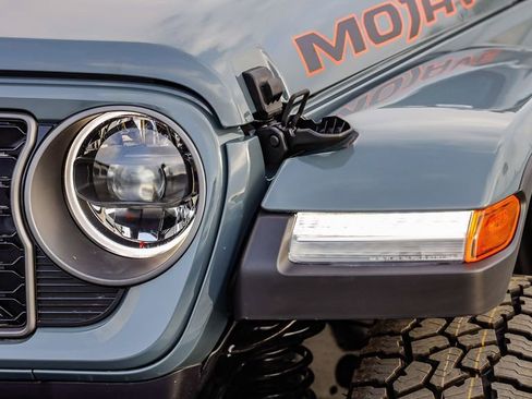New 2026 Jeep Gladiator Mojave image 5