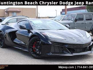 Used 2025 Chevrolet Corvette Z06 w/ Battery Protection Package RWD video 1