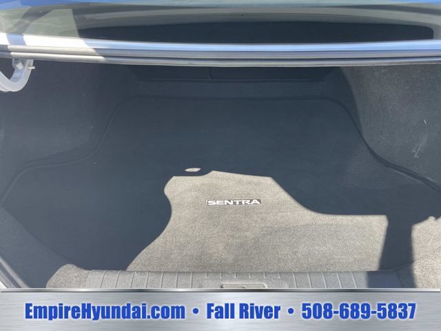 Used 2024 Nissan Sentra SV FWD image 7