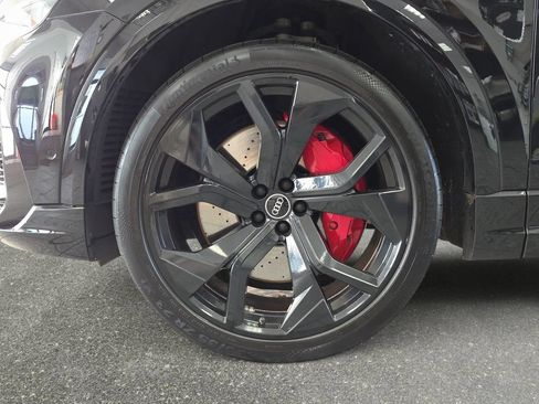 Used 2021 Audi RS Q8 w/ Carbon Optic Package AWD/4WD image 33