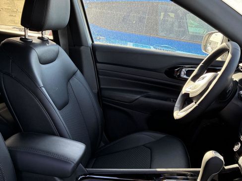 New 2026 Jeep Compass Latitude w/ Quick Order Package 29K image 10