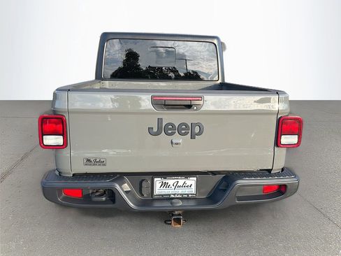 Used 2020 Jeep Gladiator Sport w/ Quick Order Package 24S AWD/4WD image 5