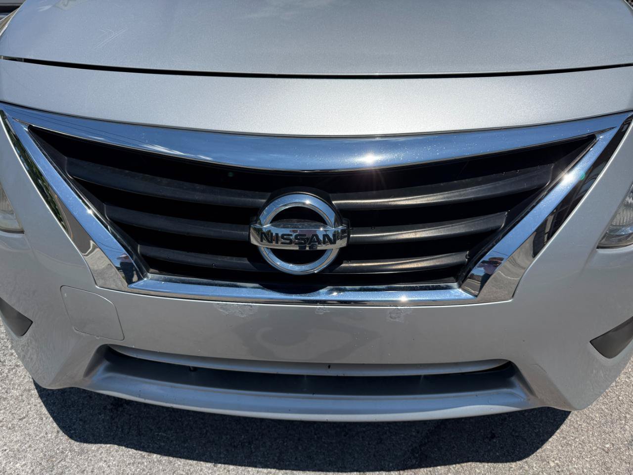 Used 2019 Nissan Versa S Plus FWD image 5