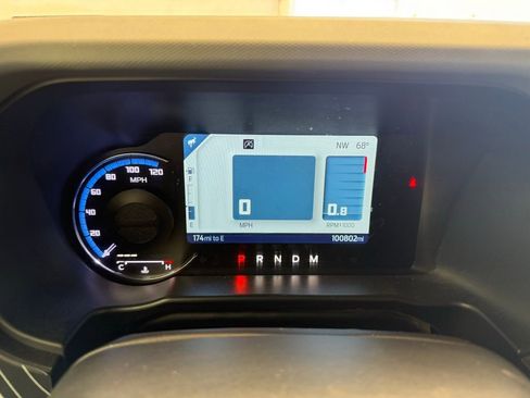 Used 2021 Ford Bronco Black Diamond image 21