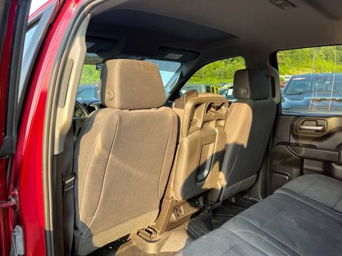 Used 2019 Chevrolet Silverado 1500 Custom Trail Boss w/ Custom Convenience Package AWD/4WD image 8