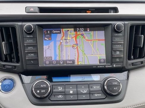 Used 2016 Toyota RAV4 Limited AWD/4WD image 13