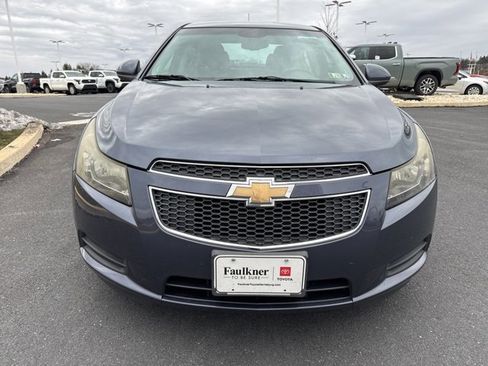 Used 2014 Chevrolet Cruze LT image 2