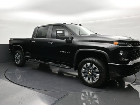 Used 2023 Chevrolet Silverado 2500 Custom w/ Custom Value Package AWD/4WD image 7