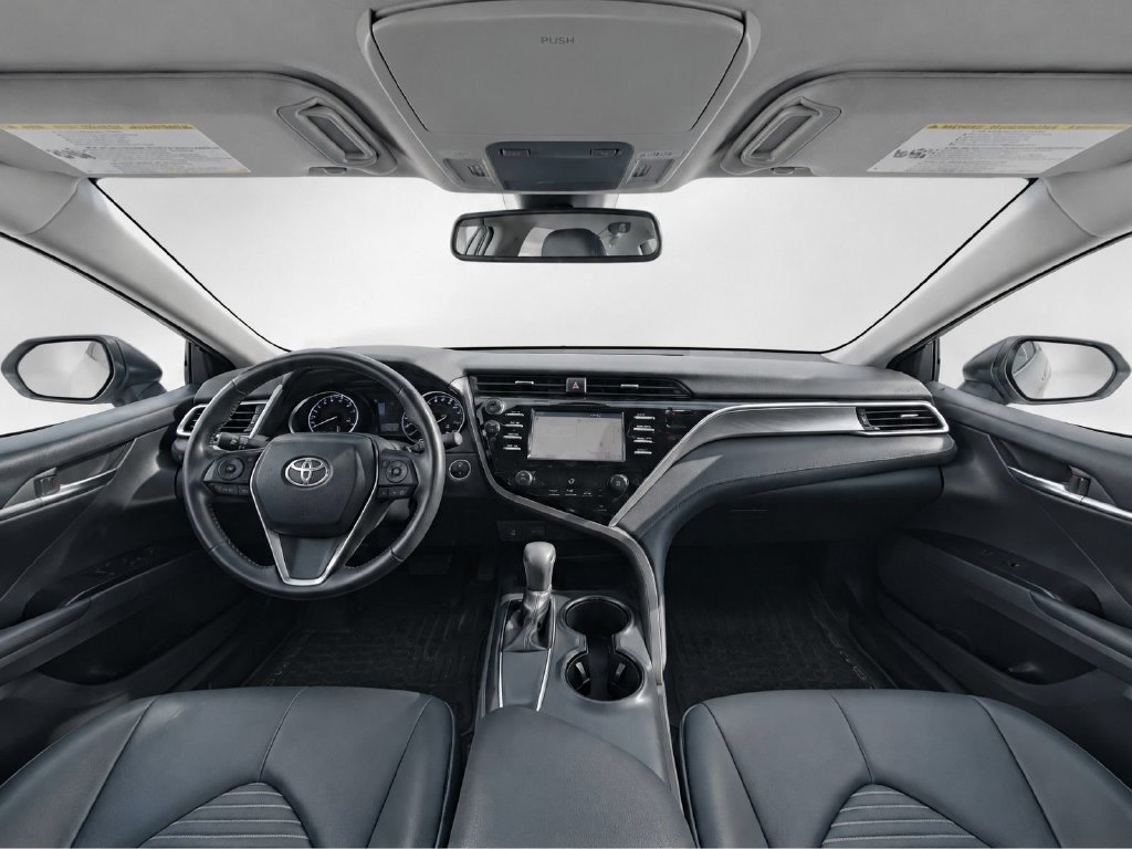 Used 2018 Toyota Camry SE w/ Convenience Package FWD image 25