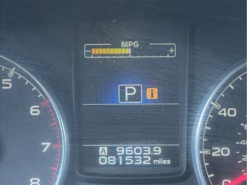 Used 2014 Subaru Outback 2.5i Limited AWD/4WD image 15