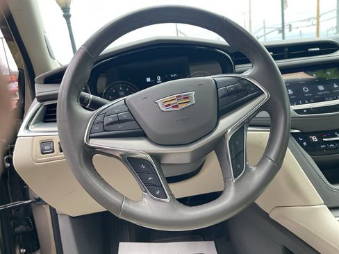 Used 2023 Cadillac XT5 Premium Luxury w/ Technology Package image 17
