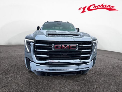 New 2026 GMC Sierra 2500 SLT w/ SLT Premium Package image 2