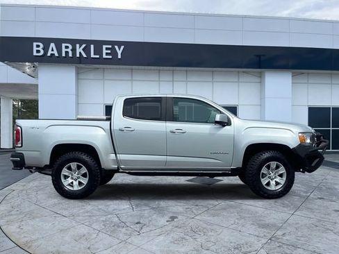 Used 2016 GMC Canyon SLE w/ SLE Convenience Package AWD/4WD image 2