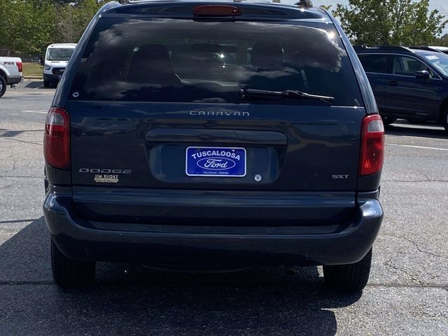 Used 2007 Dodge Caravan SXT FWD image 4