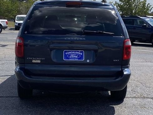 Used 2007 Dodge Caravan SXT FWD image 4