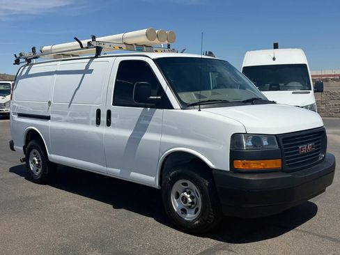 Used 2022 GMC Savana 2500 w/ Driver Convenience Package RWD image 8
