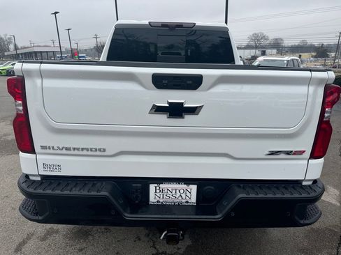 Used 2023 Chevrolet Silverado 1500 ZR2 w/ Technology Package image 40