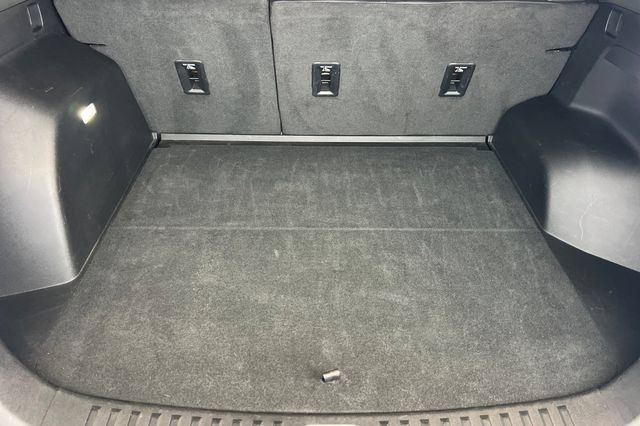 Used 2025 Chevrolet Equinox LT w/ Convenience Package II FWD image 17