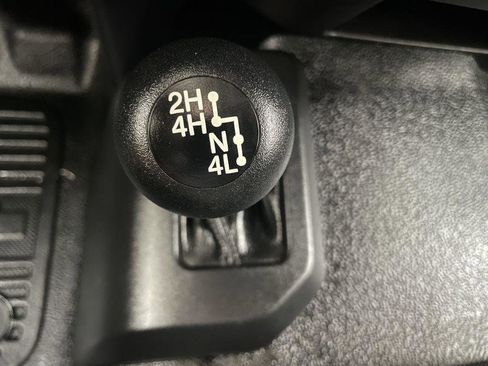 Used 2017 Ford F250 XL w/ Power Equipment Group AWD/4WD image 20