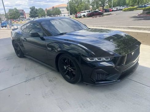 Used 2024 Ford Mustang GT RWD image 2