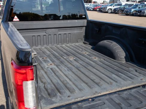 Used 2019 Ford F250 Platinum w/ Platinum Ultimate Package image 11