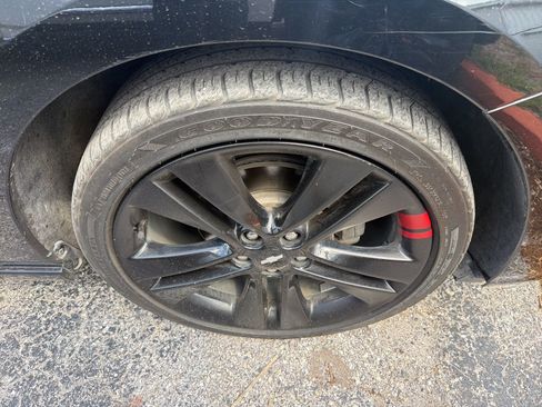 Used 2018 Chevrolet Cruze LT w/ Convenience Package image 12